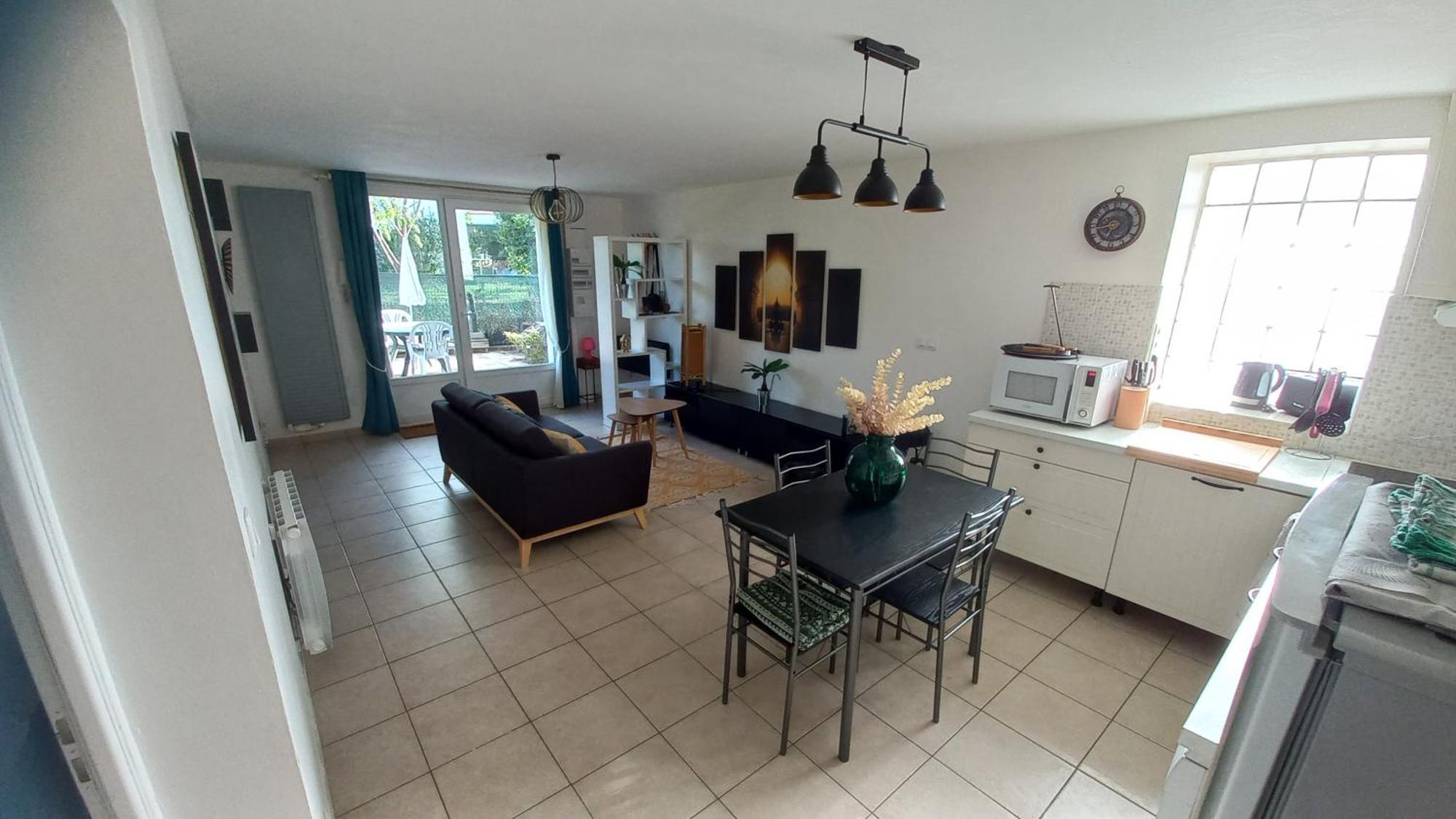 Plaisir Des Pres - Appartement T3, Jardin, Parking Chaponost Екстер'єр фото